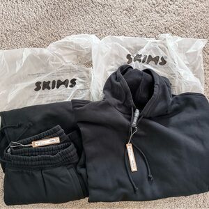 SKIMS Men’s Jogger Hoodie Lounge Set